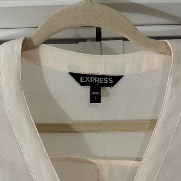 Express Women's Off White Blouse with Zipper Detail and Roll Up Long Sleeves - Picture 2 of 2